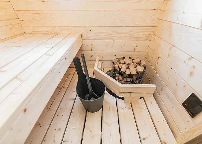 Cottage, Sleepwell, Pyhaeranta, Sauna, Lakeside